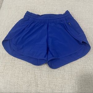 Lululemon Low-Rise Lined Short 4”